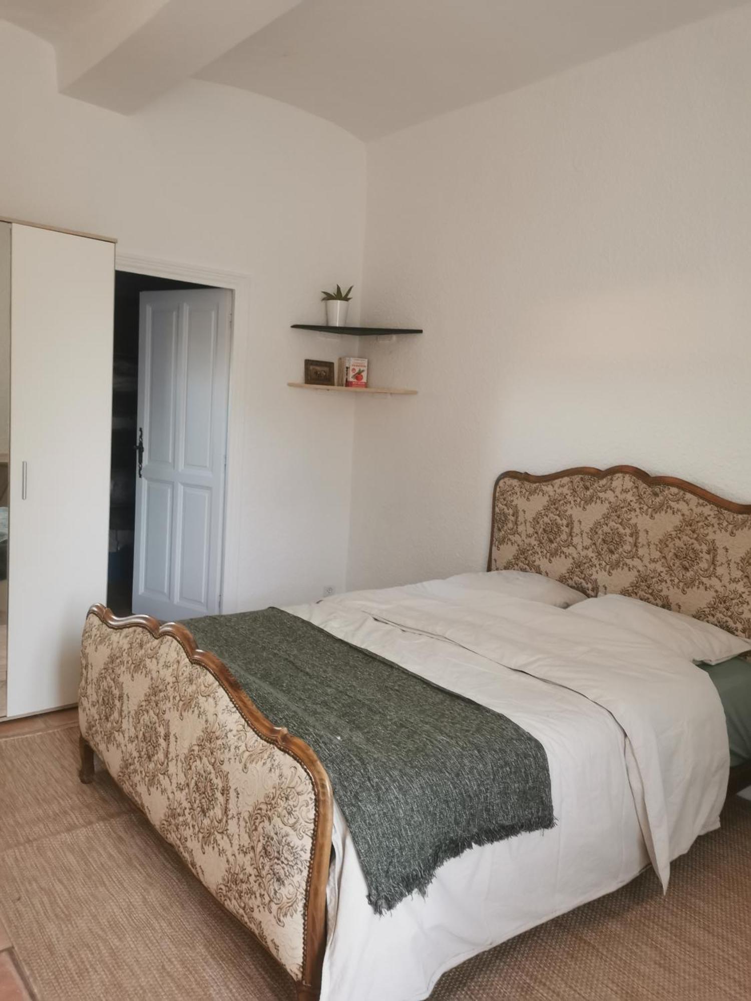 Au Petit Faubourg Apartment Grignan Ngoại thất bức ảnh